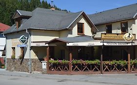 Kuzelna Spajza